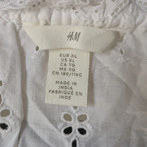 H&M Women's White Eyelet Blouse - Size XL - Picture 3 of 5